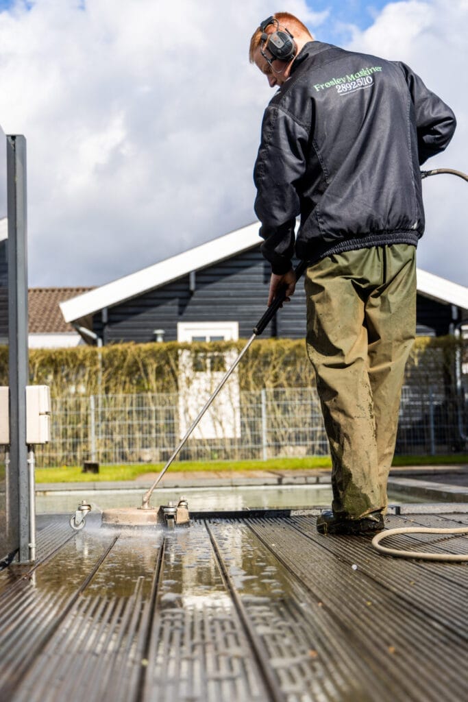 fliserens - Frøslev Maskiner - 2C2A1836 - Hjem